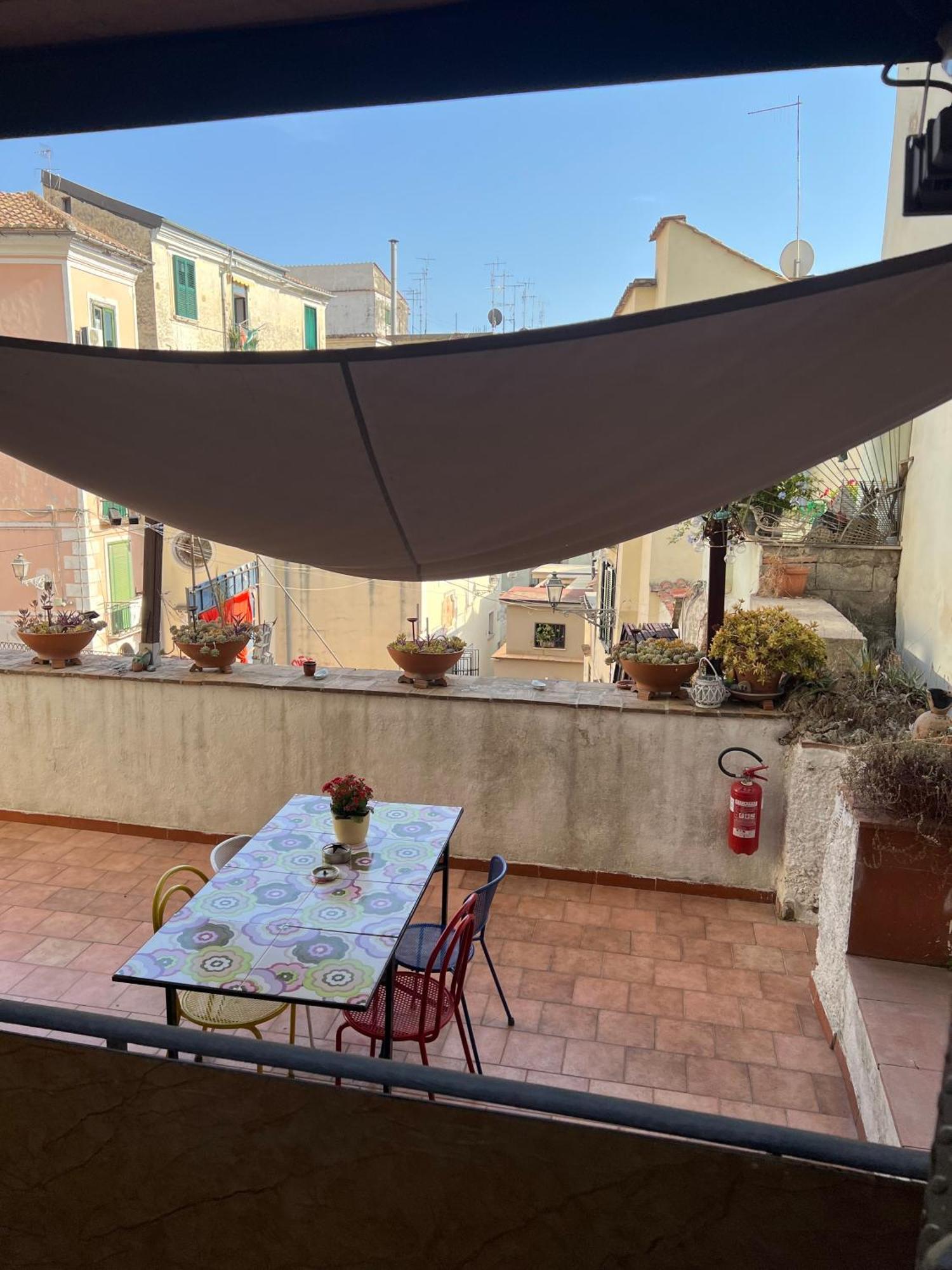 Apartmán L'Homme Tranquille Salerno Exteriér fotografie