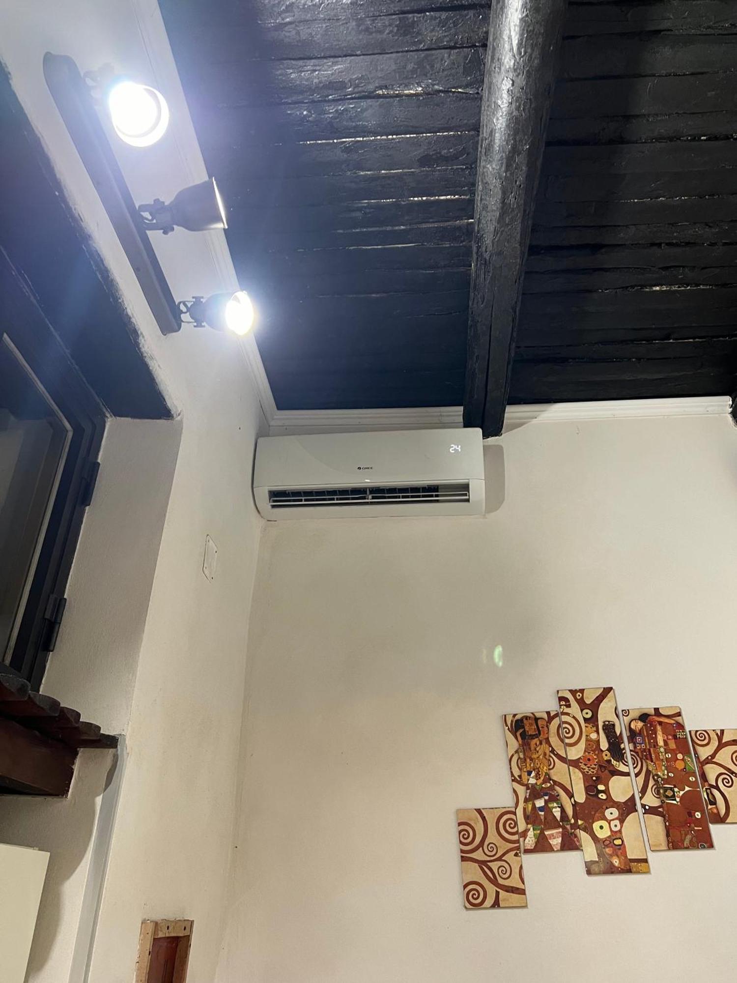 Apartmán L'Homme Tranquille Salerno Exteriér fotografie
